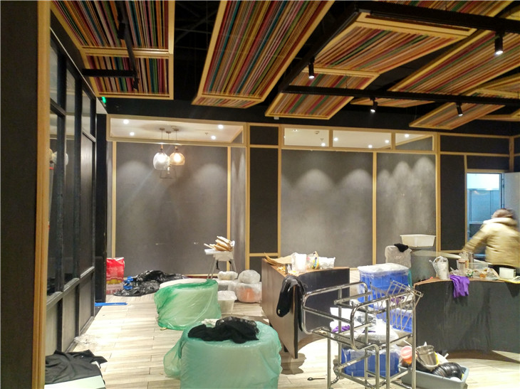 交大凱德廣場商城拆除施工進(jìn)行中